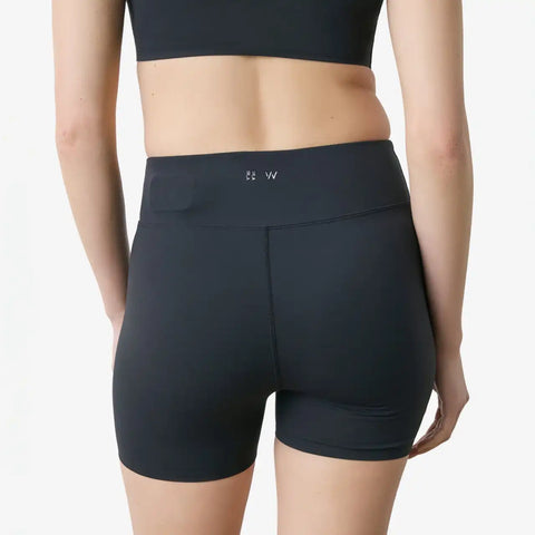 01 - LUNA PERFORMANCE SHORT