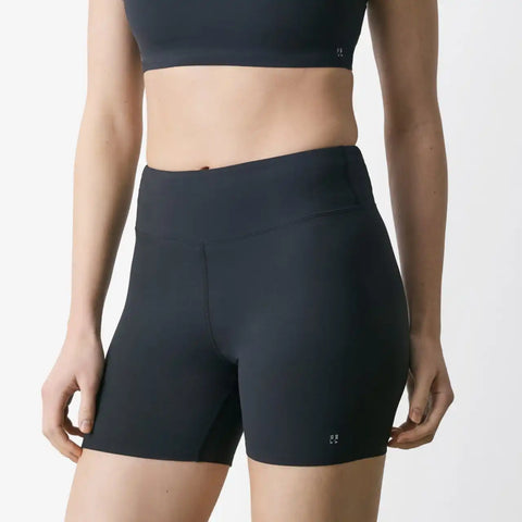 01 - LUNA PERFORMANCE SHORT